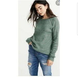 Abercrombie & Fitch Green Sweater!